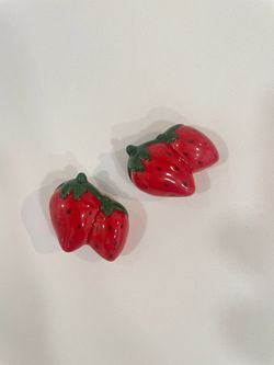 Strawberry Chopstick Rests