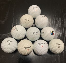Fitleist Golf Balls used (10)