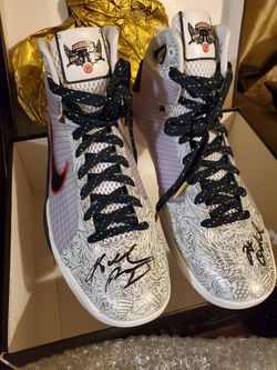 lino híbrido jefe Kobe Bryant signed autographed team USA Nike hyperdunk OG shoes limited  edition 6/8 panini authentic for Sale in Whittier, CA - OfferUp