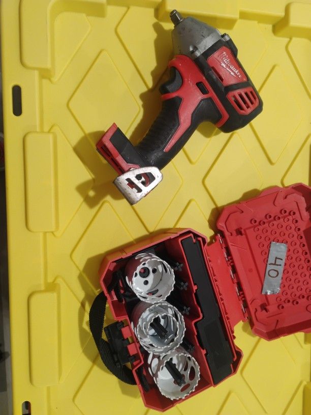 Milwaukee Impact And Hole Saw Bits