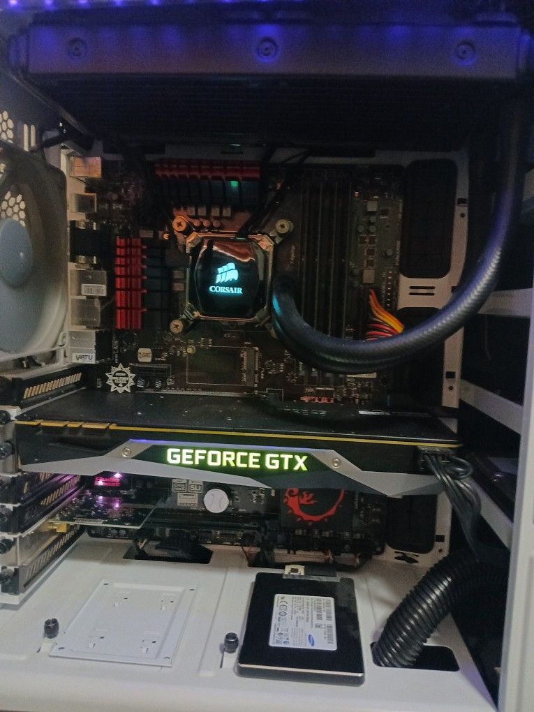 Gaming PC - GTX 1070, i5-4670K, 32GB RAM
