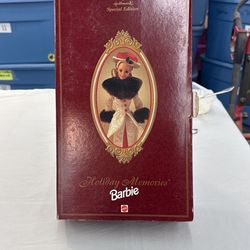 Special Edition Holiday Memories Barbie 1995