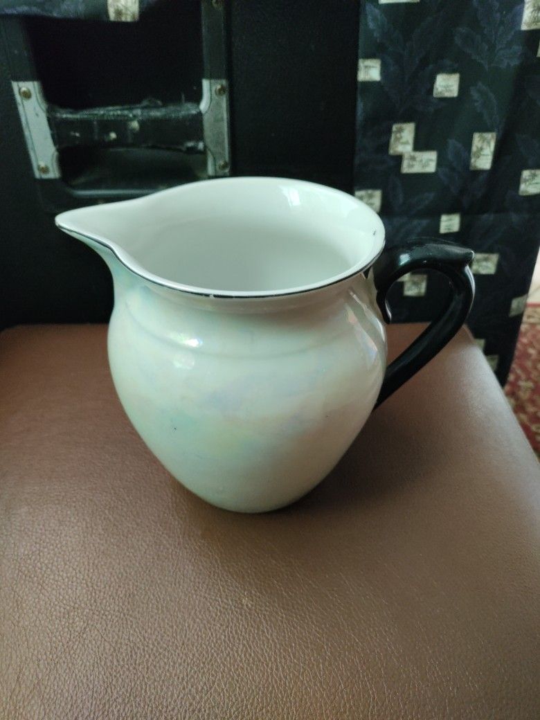 a vintage piece made by Union K in Czechoslovakia, likely during the Art Deco period between 1921 and 1939