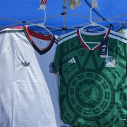 Women Jersey Mexico 🇲🇽 $40 Each 