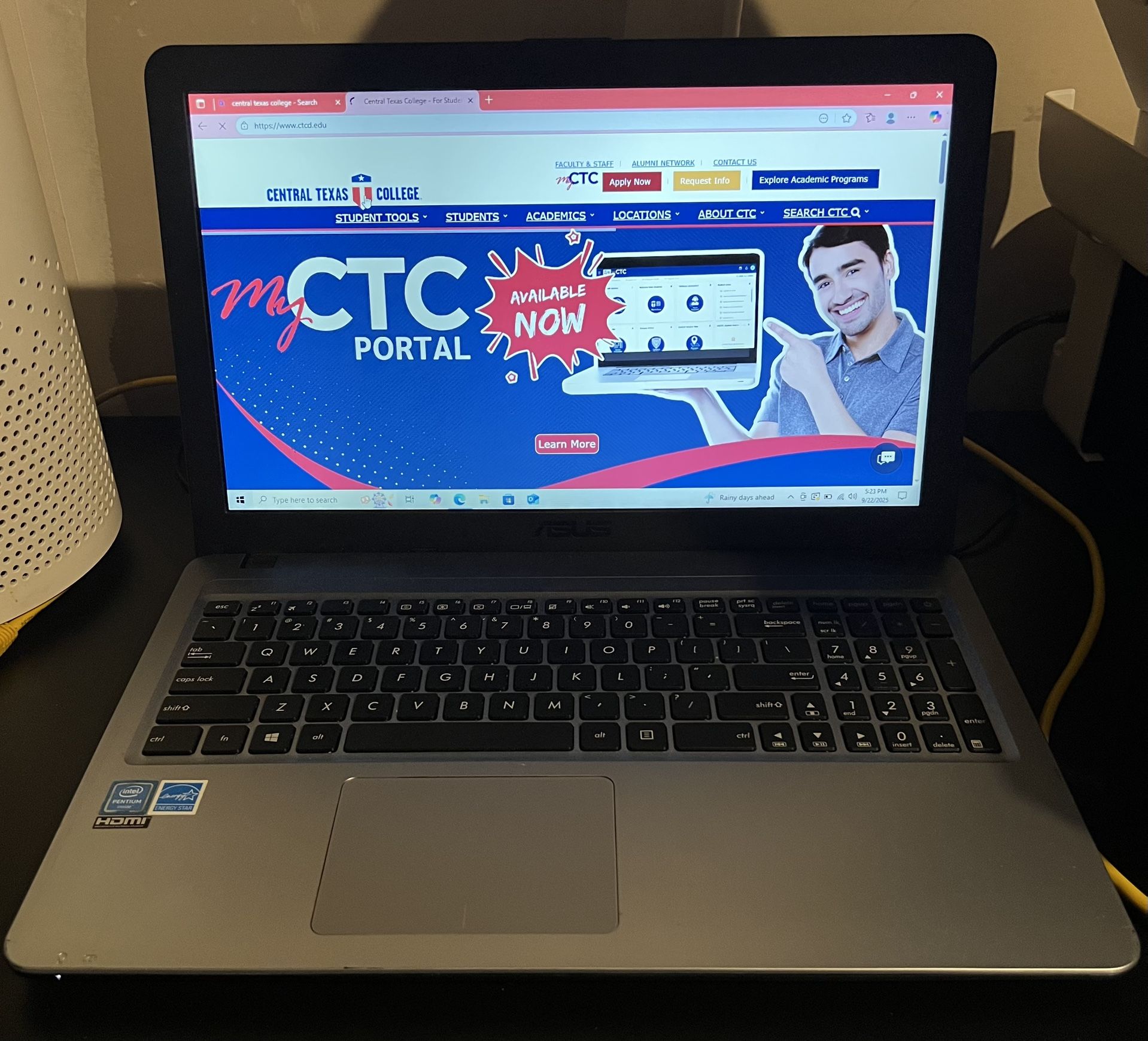 ASUS Laptop