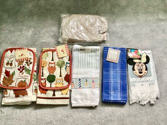 Group of NEW Dish Towels, Pot Holder Sets Disney Mickey Mouse, Owls, Lighthouse w/ Tags