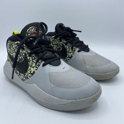 Nike Team Hustle D9 Digi youth basketball shoes Grey sneakers CD7025-001 Sz.4.5Y