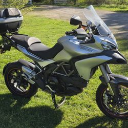 2013 Ducati Multistrada Touring 1200S 
