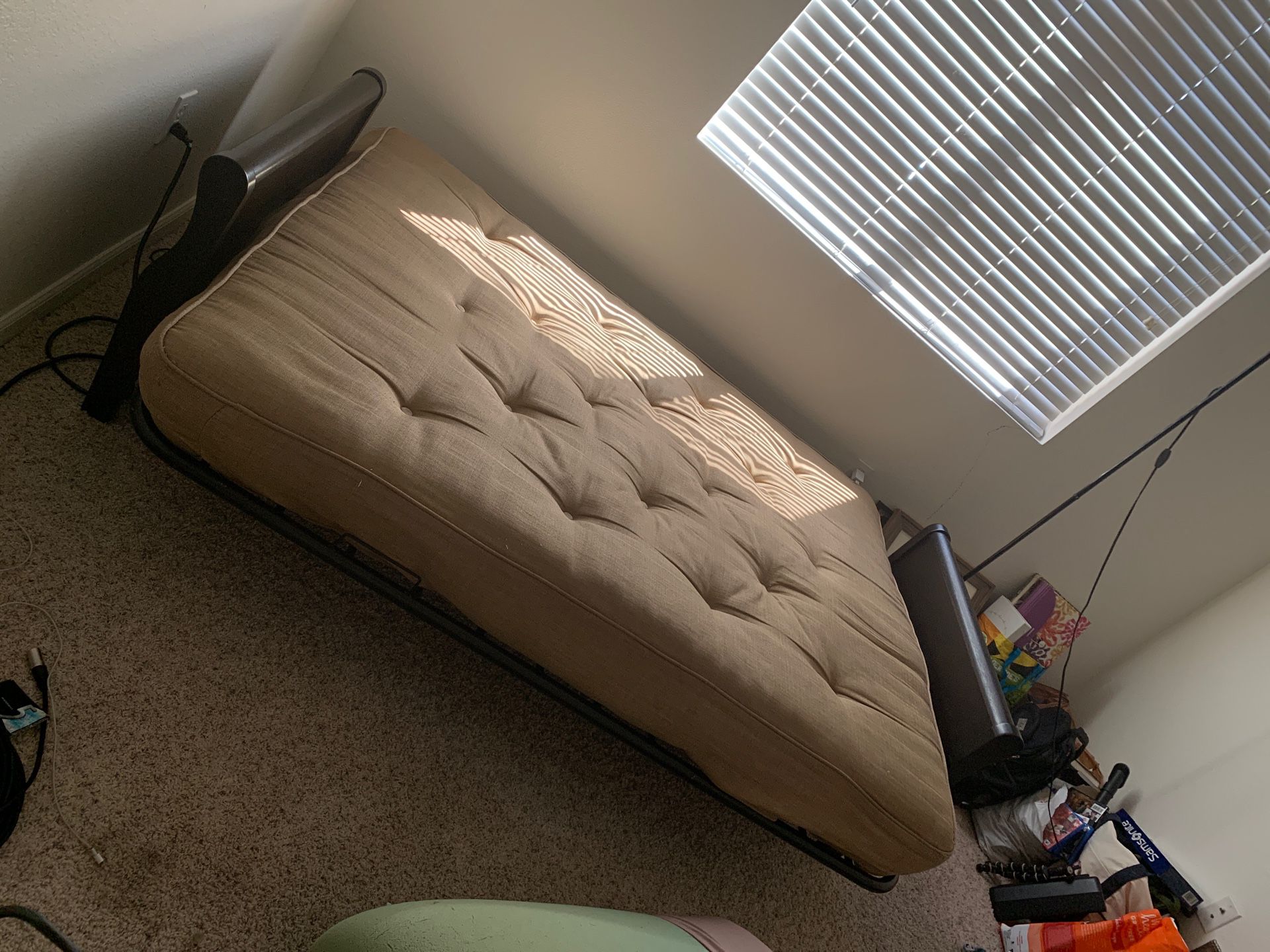 Futon couch/Queen size bed