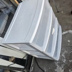 3 drawer plastic dresser 