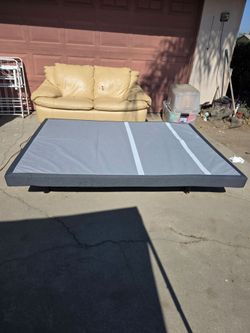 Adjustable bed