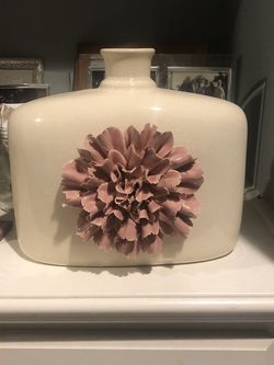 Decrotive Vase