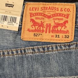 31x31 Levi’s Men’s 527 Standard Bootcut Jeans