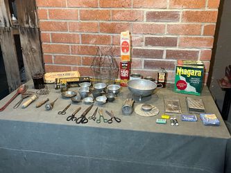 Kitchenware vintage lot of misc items