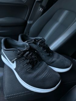 nike “free rn” shoes