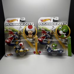 Hot Wheels Mario Kart Toad & Yoshi NEW