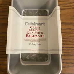 NWT Cuisinart Chef’s Classic Non-stick 9” Loaf Pan