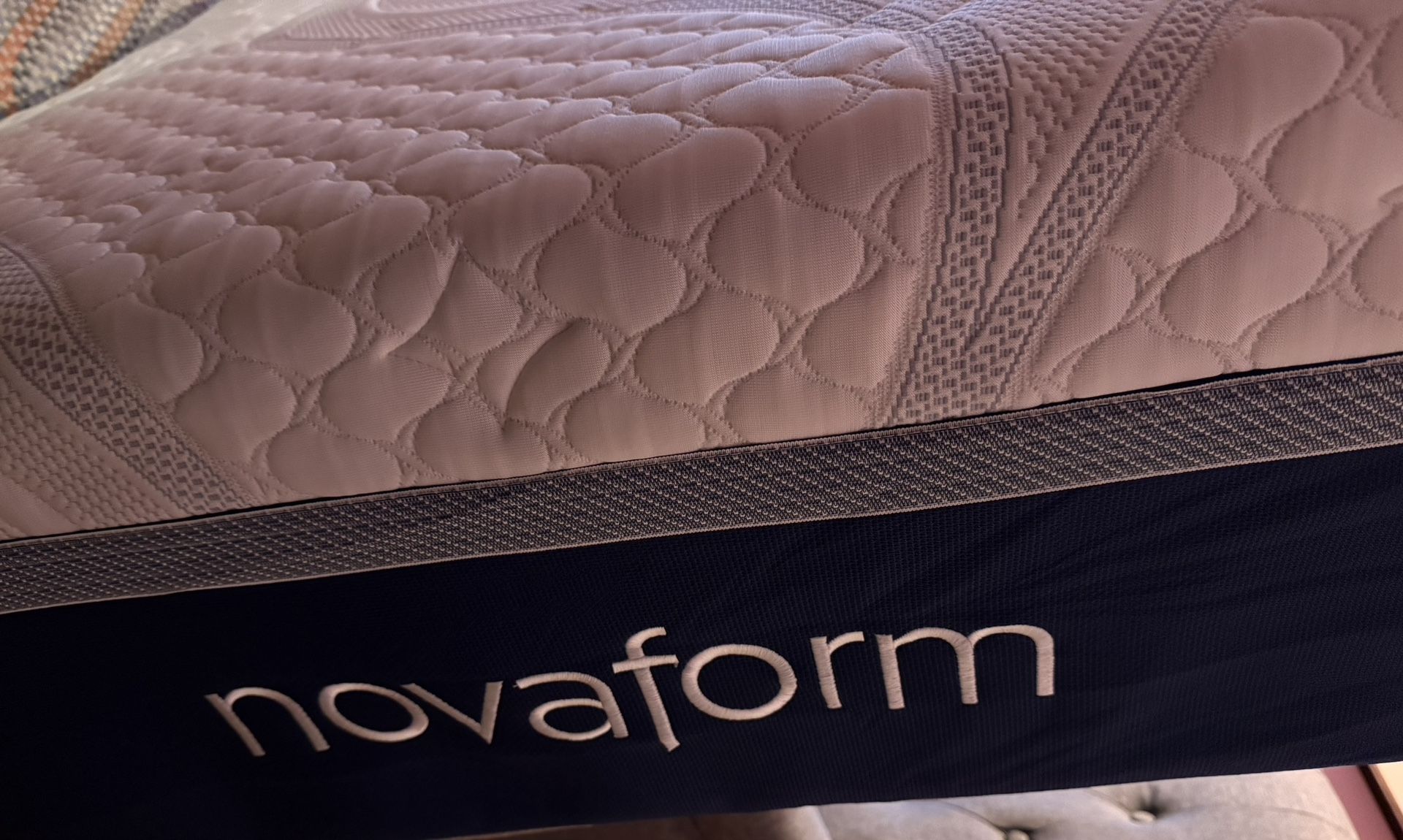 Like New Queen Mattress