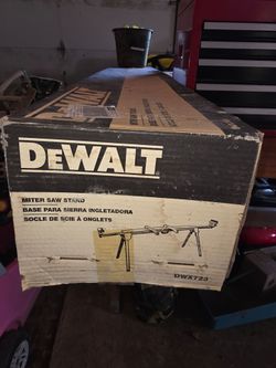 Dewalt saw stand