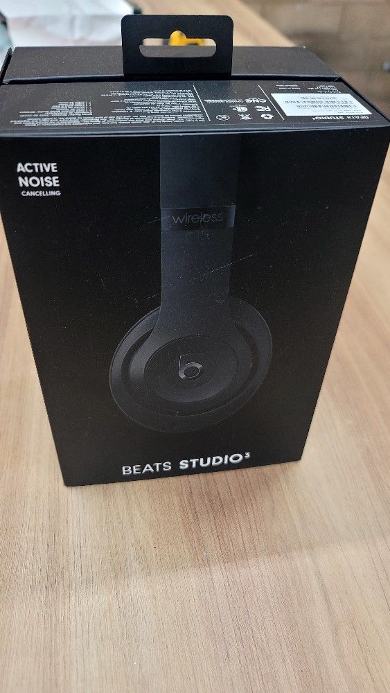 Beats By Dr. Dre Studio3 Wireless