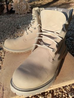 Timberland 6-Inch Lace-Up Boots