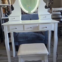 New LED Wood Makeup Vanity Table and Stool Set White (Already Assembled)