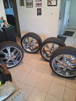 22 inches Rims And Tires