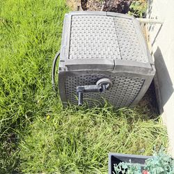 Hose cover with hose