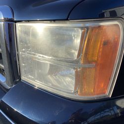 2007-2013 GMC Sierra Headlights 