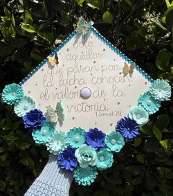 Custom Graduation Cap Topper (READ DESCRIPTION)