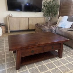 Coffee table and side table