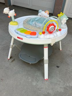 Skip Hop Baby Activity Center / 3-Stage Activity Table