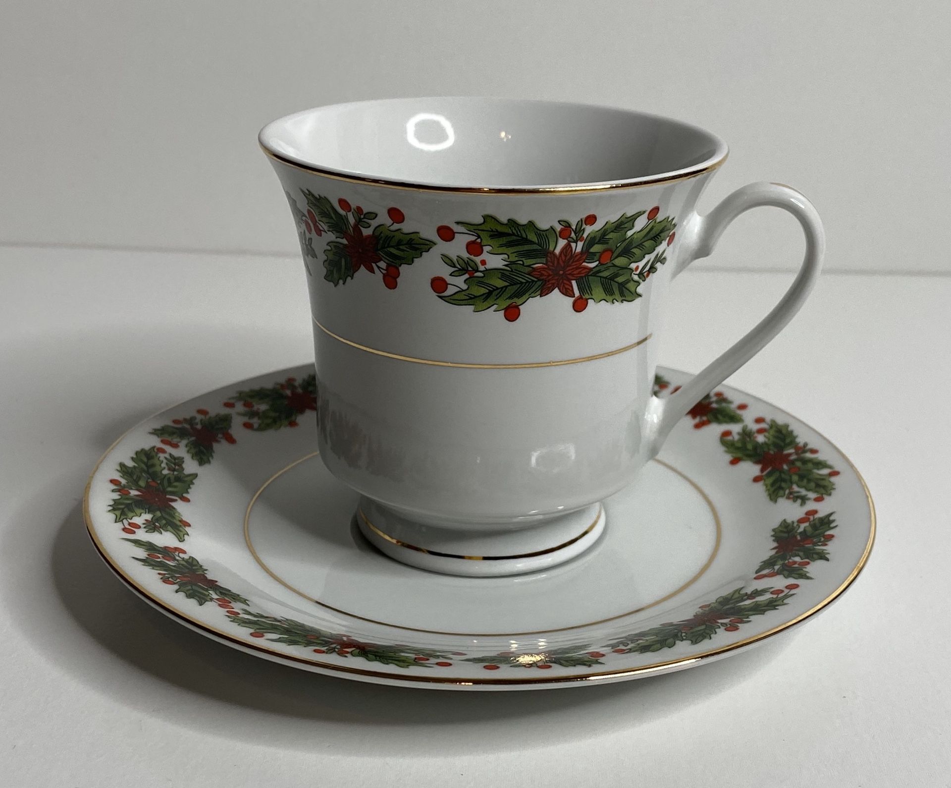 Truly Tasteful Fine China Christmas Cup & Saucer Poinsettia & Holly Berries
