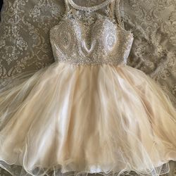 Dress  She Wear  This Dress Once 