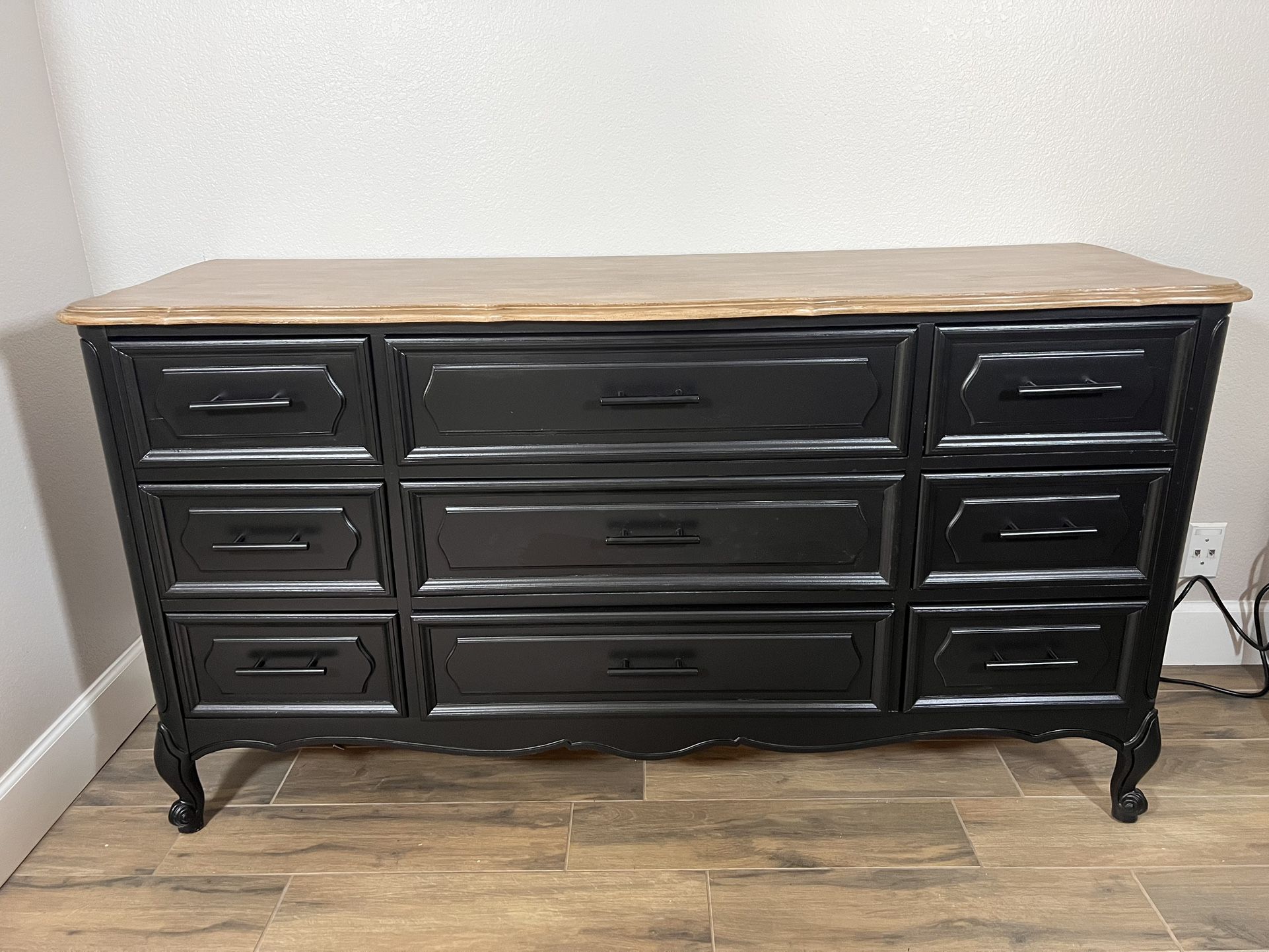 French Provincial Dresser – Black with Natural Wood Top (Dovetail Drawers)