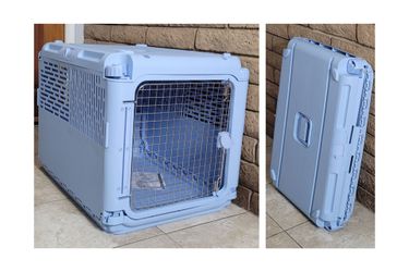 Collabsible Kennel / Plastic Travel Pet Crate Carrier