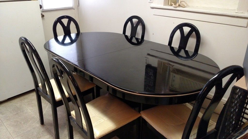 Dining Table ' 20th Century . 80s To 90s Beautiful