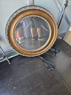 Round Mirror