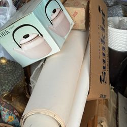 Roll Of Many Horse And Other Art Prints Lot