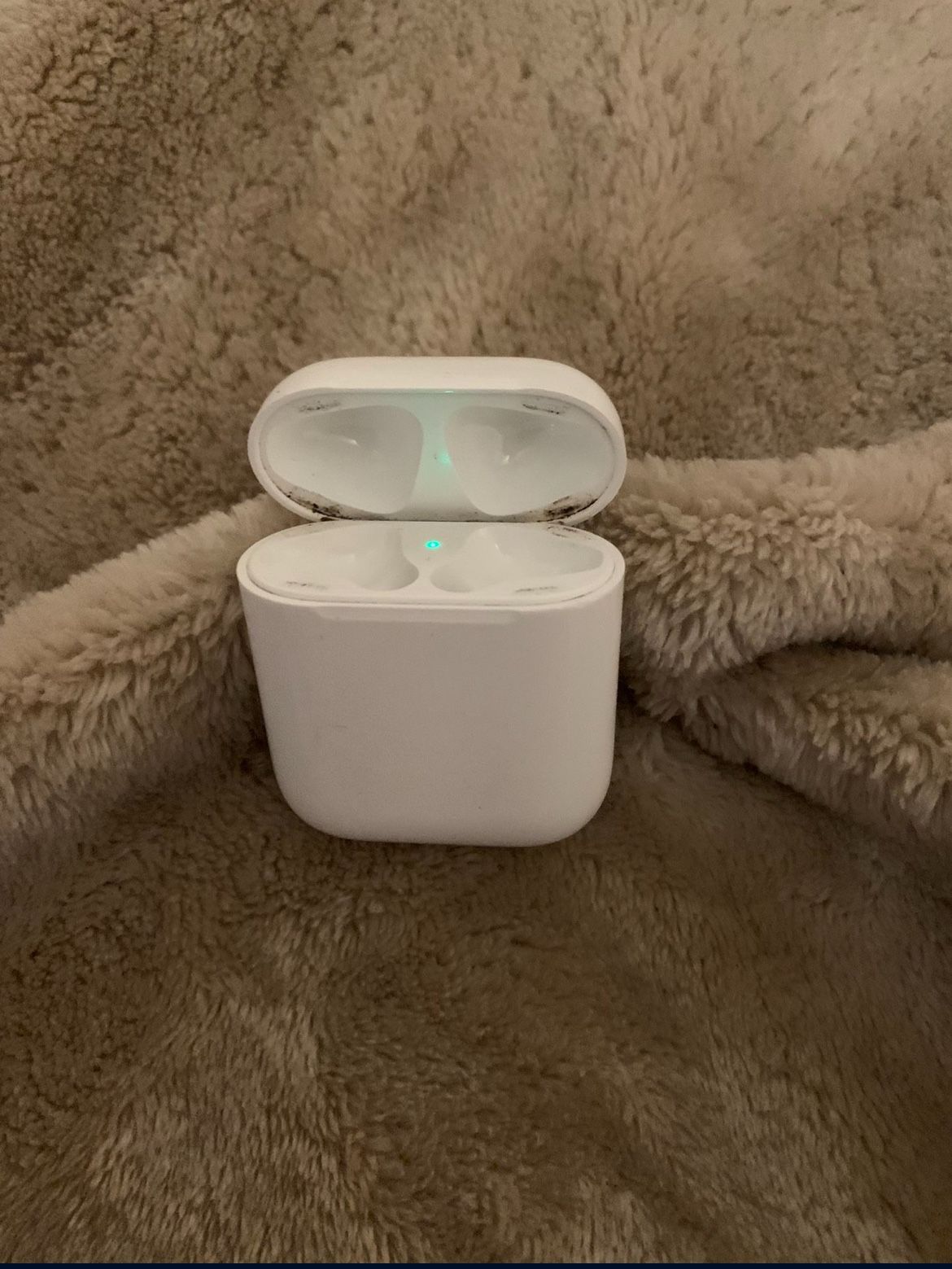 APPLE AIRPOD CASE - TESTED (WORKING)