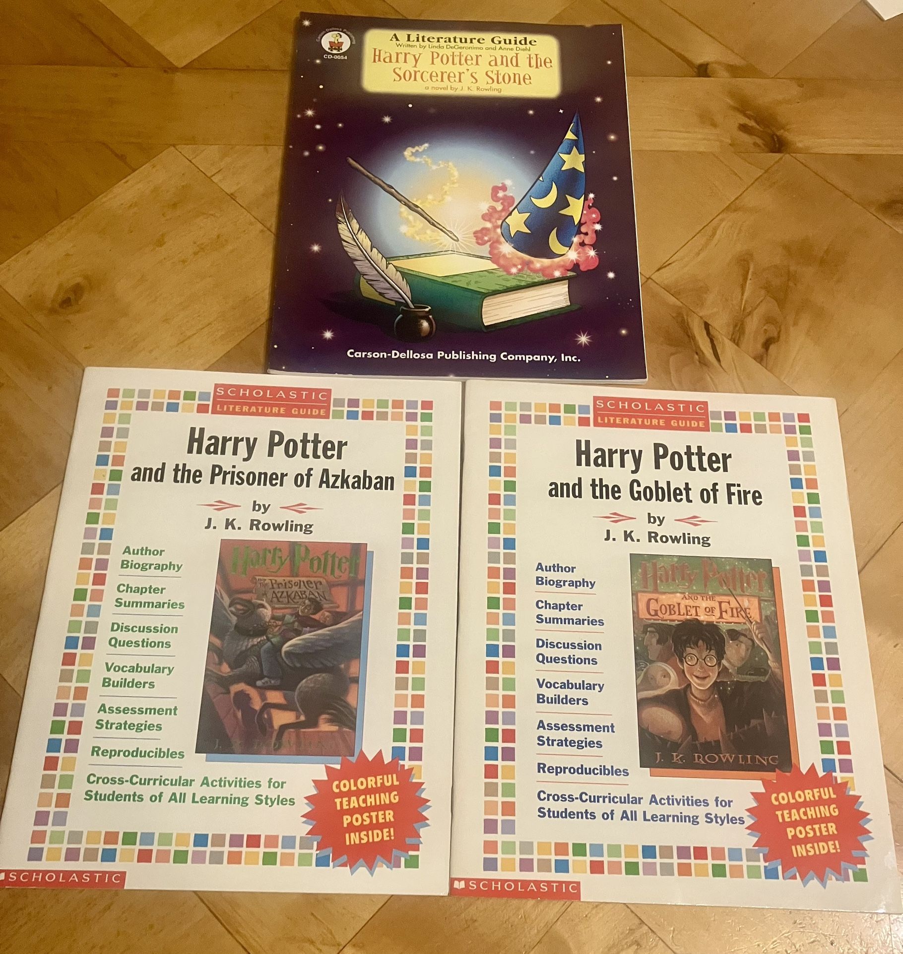 Harry Potter Collectible Literature Guides W/ Poster Included 