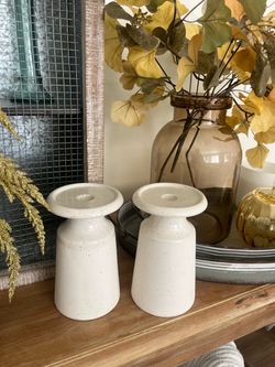 Set of 2 ceramic candle holders $10
