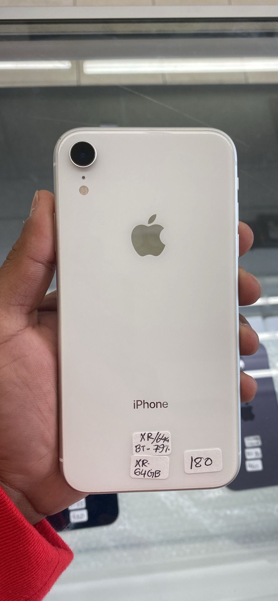 Apple iPhone XR 64 GB Factory Unlocked