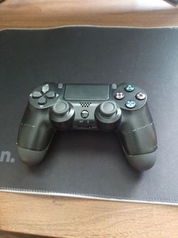 Dual Shock 4 controller for the PS4