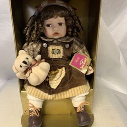 NEW VTG Collectible Memories Porcelain Genuine Doll "Paige”Complete Set Box