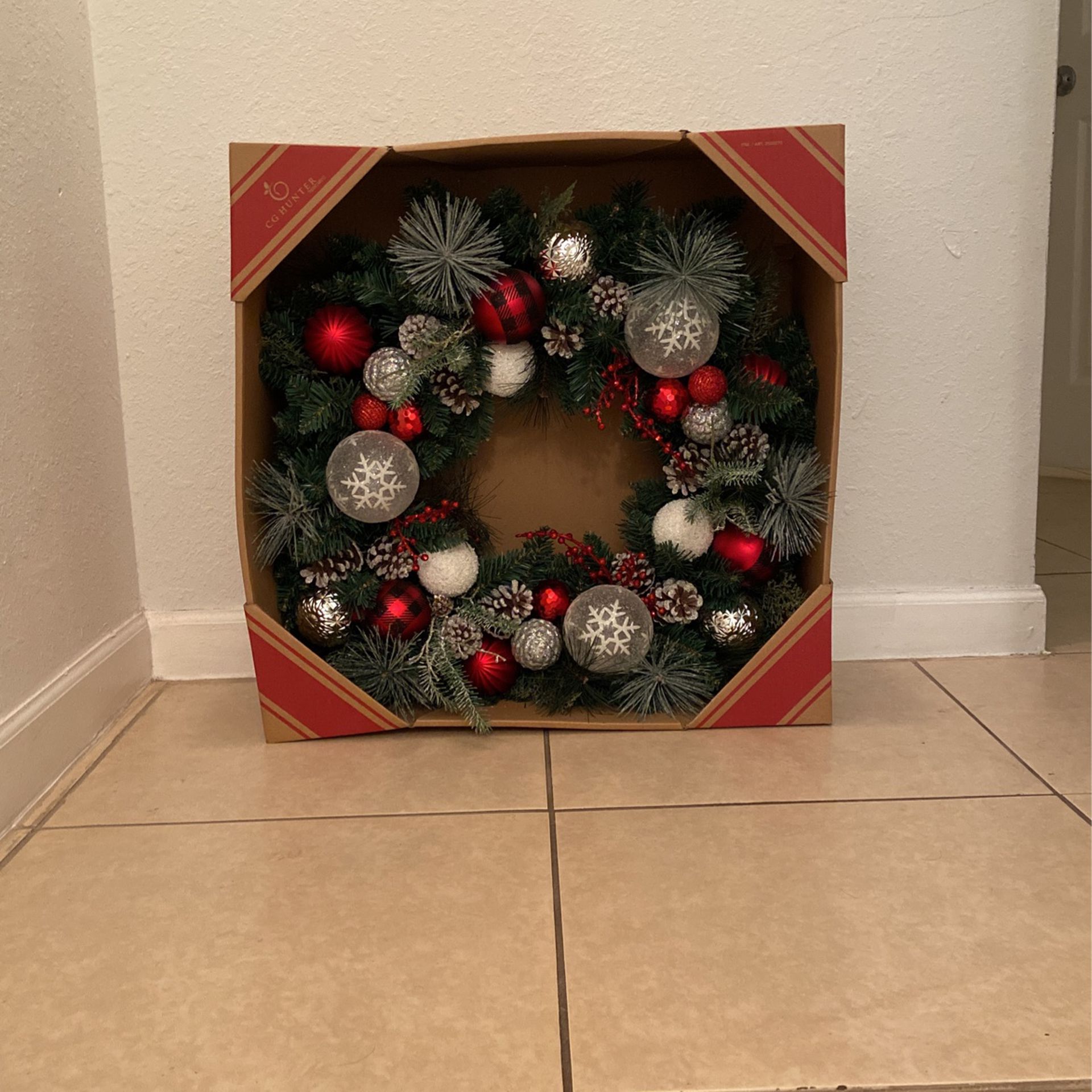 Christmas Wreath / Door Hanger 