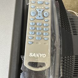 Sanyo CRT 2004 TV. Retro Vintage. Awesome