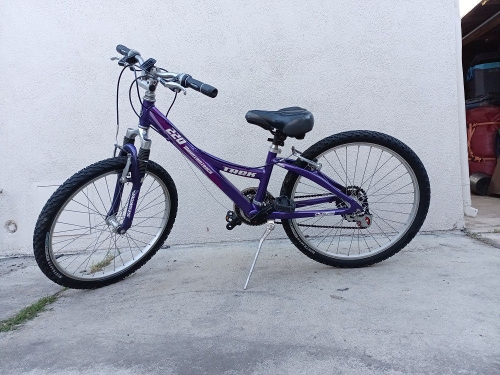 220 Purple Mountain Track