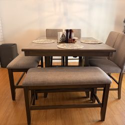 Dining Set / Table & 6 Seats 
