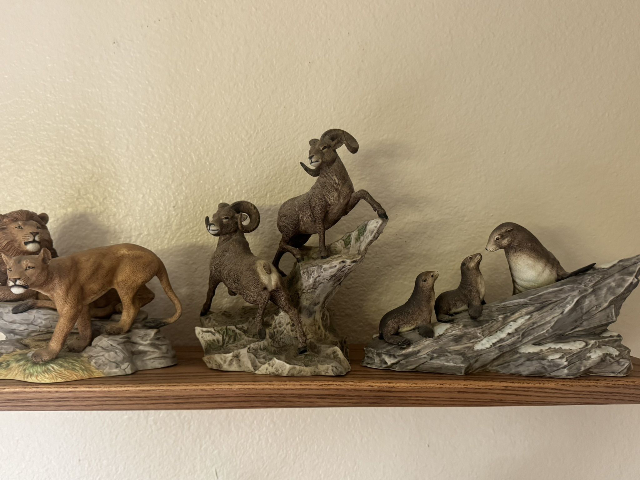 Lennox Wildlife Of The Seven Continents Porcelain Figuringes